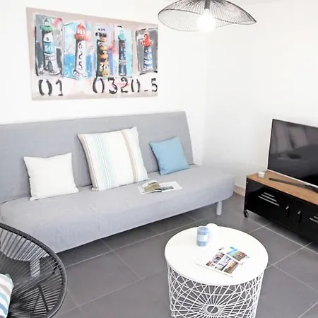 Le Clos Des Flots - Le Phare * La Flotte